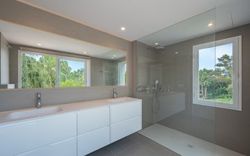 Property slide 6
