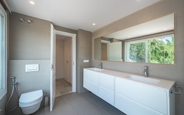 Property slide 41