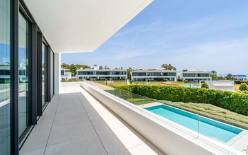 Property slide 22