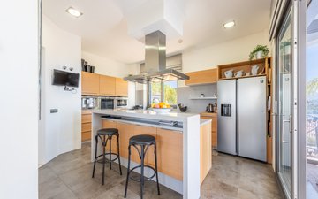 Property slide 41