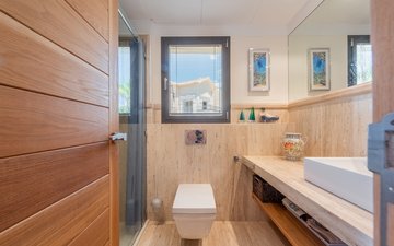 Property slide 25