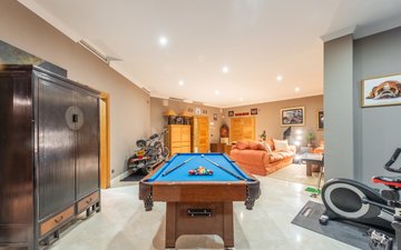 Property slide 31
