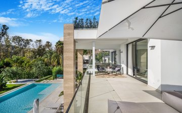 Property slide 39