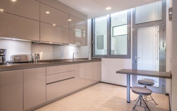Property slide 19