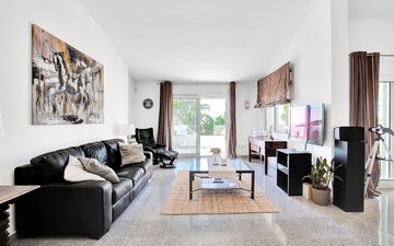Property slide 16