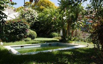 Property slide 8