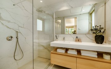 Property slide 42