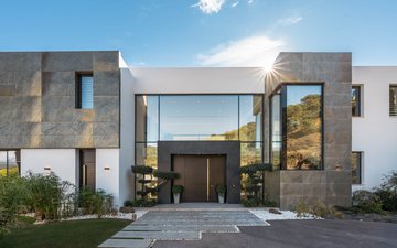 Property slide 22