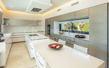 Property slide 30