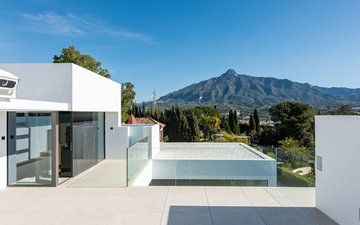 Property slide 10
