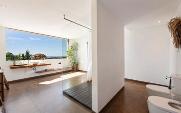 Property slide 19