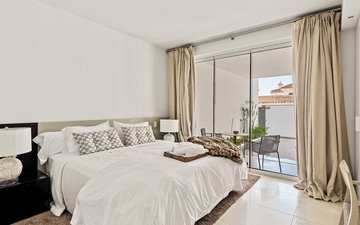 Property slide 17