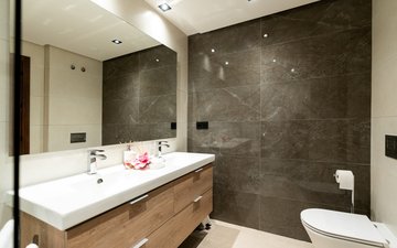 Property slide 32