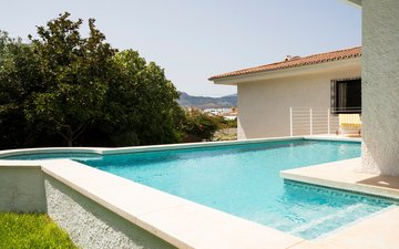 Property slide 43