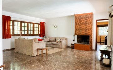 Property slide 18