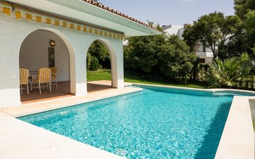 Property slide 44