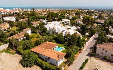 Property slide 50