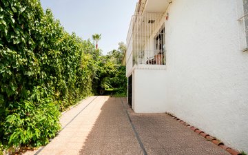 Property slide 6
