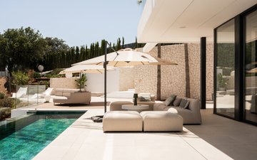 Property slide 39