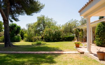 Property slide 17