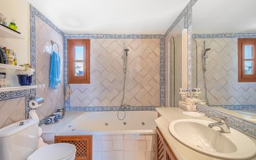 Property slide 18