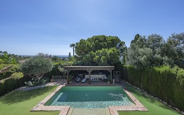 Property slide 31