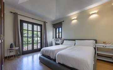 Property slide 27