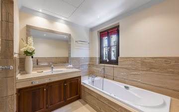 Property slide 33