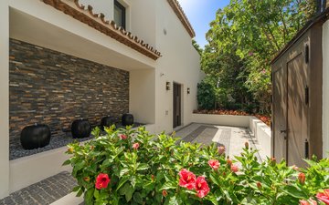 Property slide 25