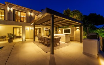 Property slide 14