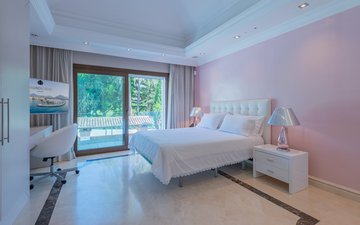 Property slide 25