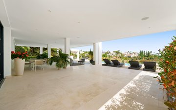 Property slide 44