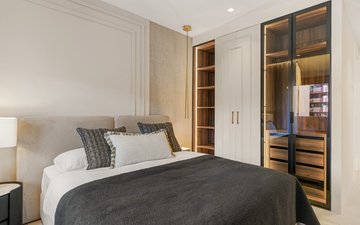 Property slide 32