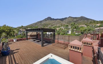 Property slide 31