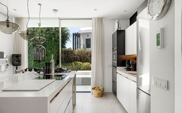 Property slide 14