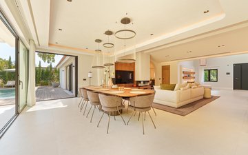 Property slide 32