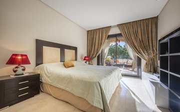 Property slide 16