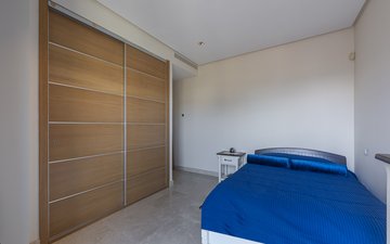 Property slide 31