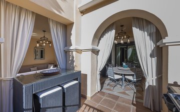 Property slide 15