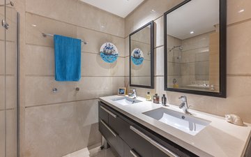 Property slide 20