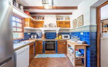 Property slide 14