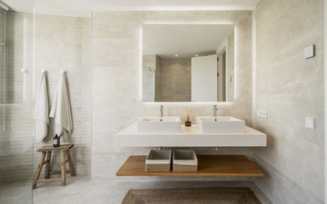 Property slide 24