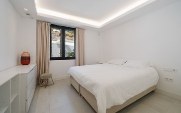 Property slide 30