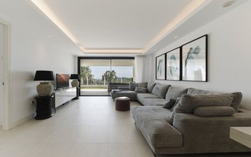 Property slide 8