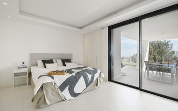 Property slide 14