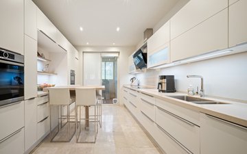 Property slide 10