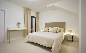 Property slide 22