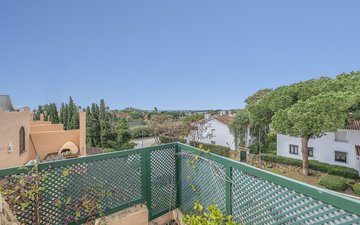 Property slide 38