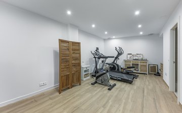 Property slide 19