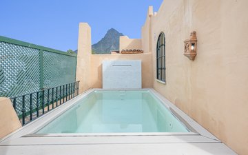 Property slide 21